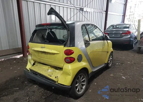 2008 Smart Fortwo Passion/Pure z USA, uszkodzony, nr VIN WMEEJ31X58K157718
